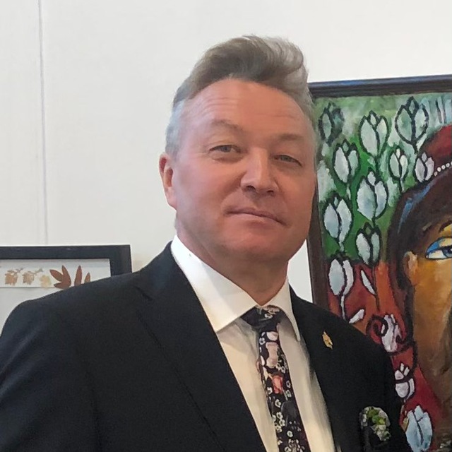 Скульптор Рожников