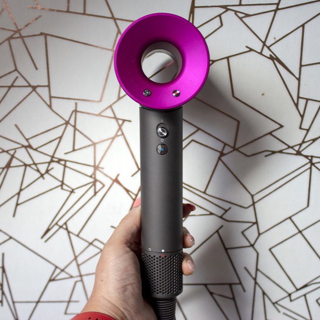 Ремонт Dyson для ухода за волосами