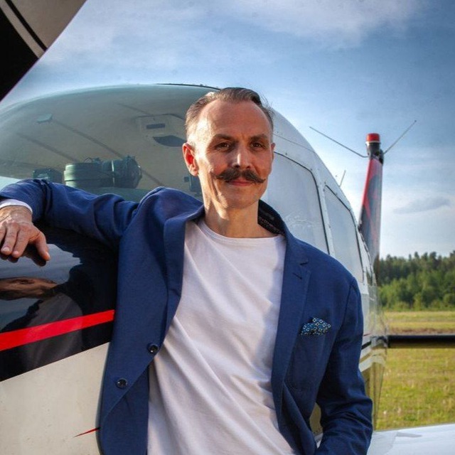 Бизнес адвокат Иван Иванин