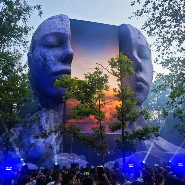 TOMORROWLAND туры/билеты
