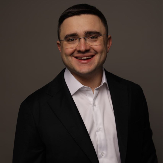 Artem Dmitrenko legal & invest