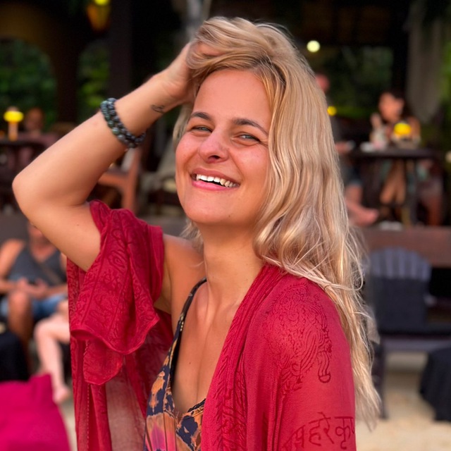 Изменяюсь. Анна Тарасова