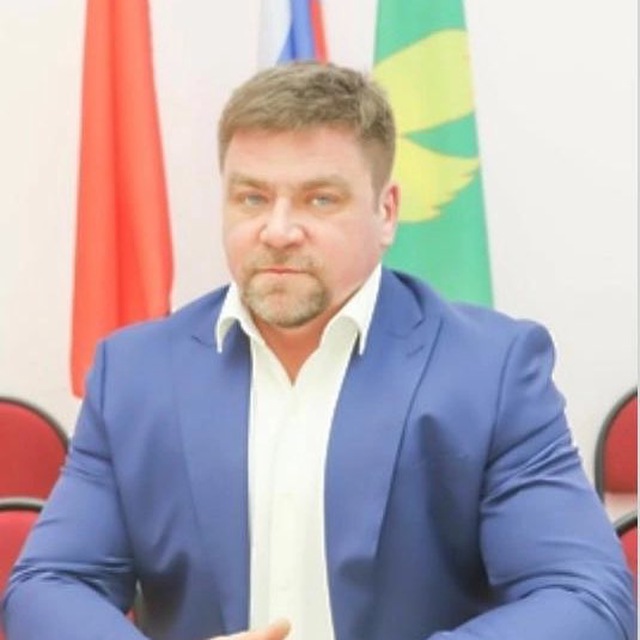 Первый заместитель главы...