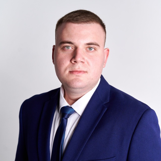 Кирилл Николаев