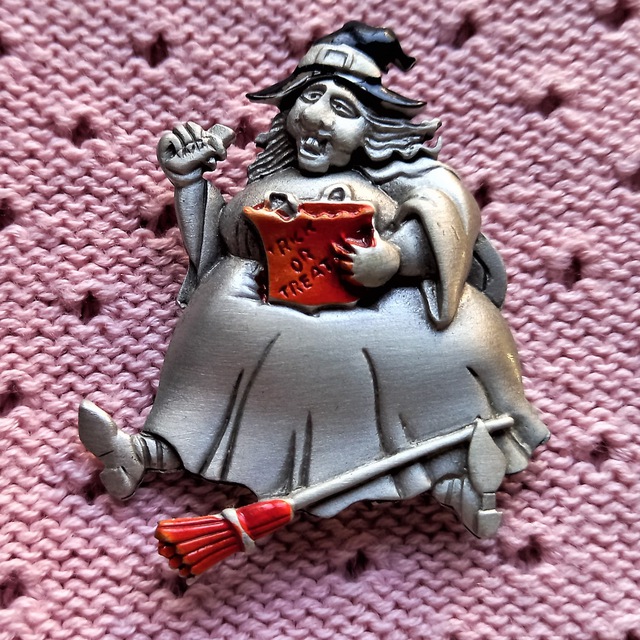 Дашка-Википедия. Соло на ундервуде.