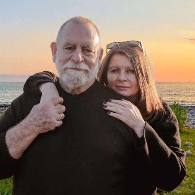 ?Коннер Ричард и Оксана?Лучше настроить жизнь как хочешь, чем ругать судьбу.