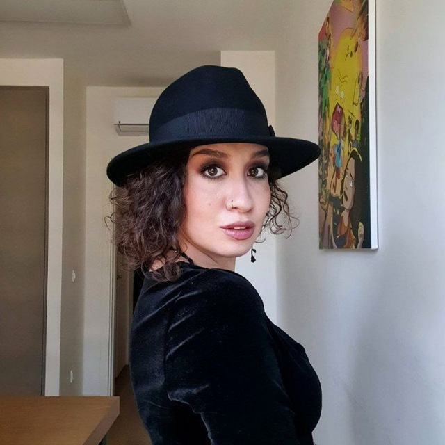 Полина, работай ?