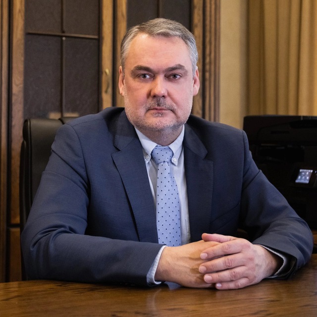 Дмитрий Маевский | Ректор ОмГТУ